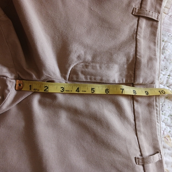 J Crew Tan Chino Short 4" Inseam - Picture 5 of 6